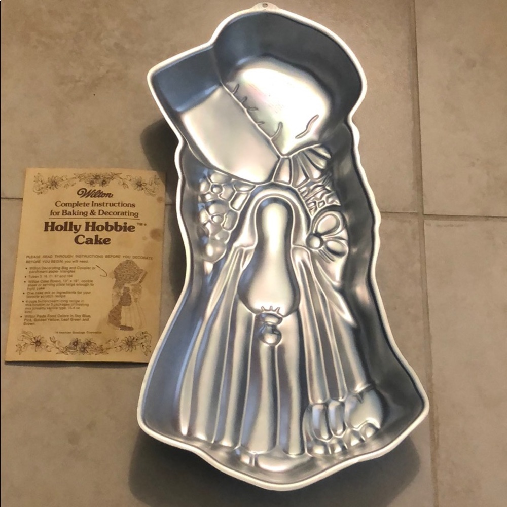 Holly Hobbie cake pan circa 1976